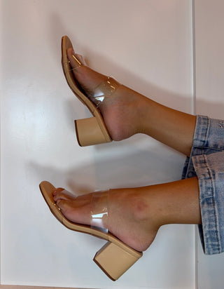 Aura Heels
