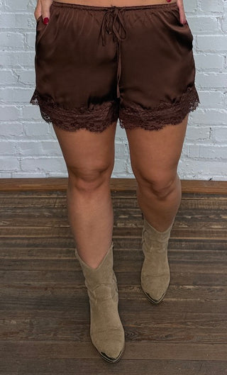 Flora Shorts - Brown